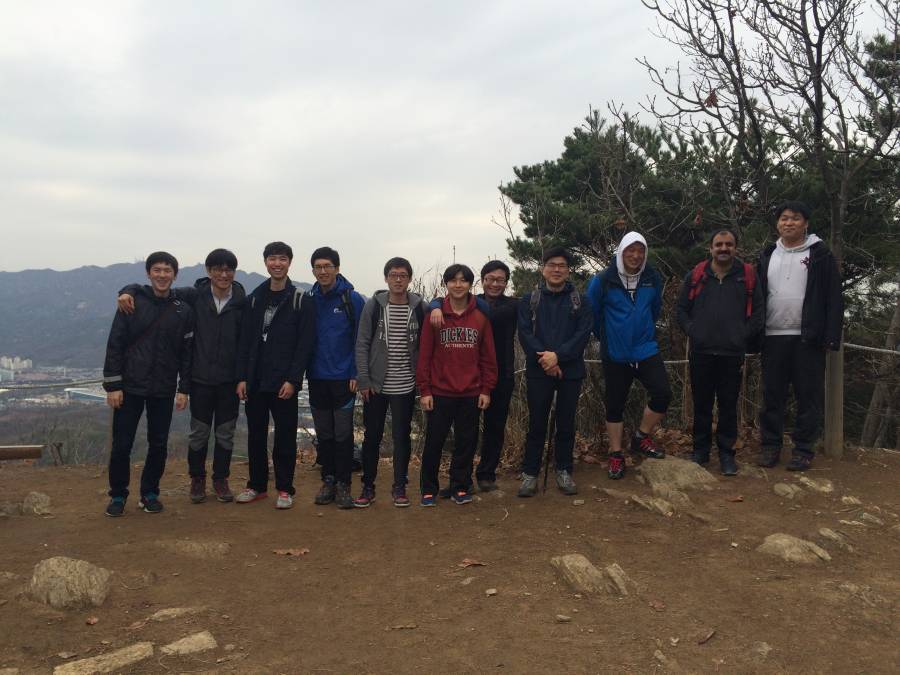 20150404_biorobotics_lab.jpg 20150404_biorobotics_lab.jpg